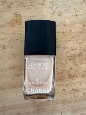 CHANEL Le Vernis Nail Colour 87 Flamme Rose - Soft Rose Beige